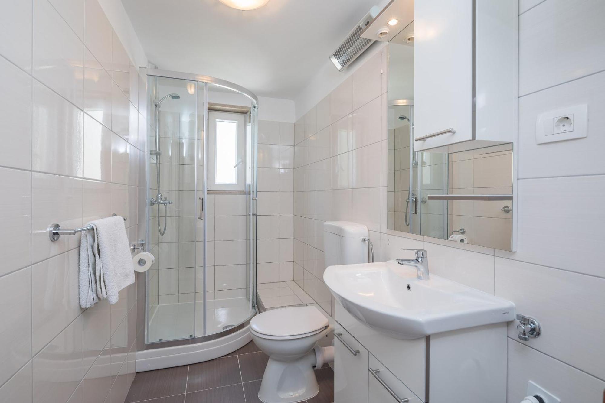 Sandy Beach Apartment أوميس المظهر الخارجي الصورة