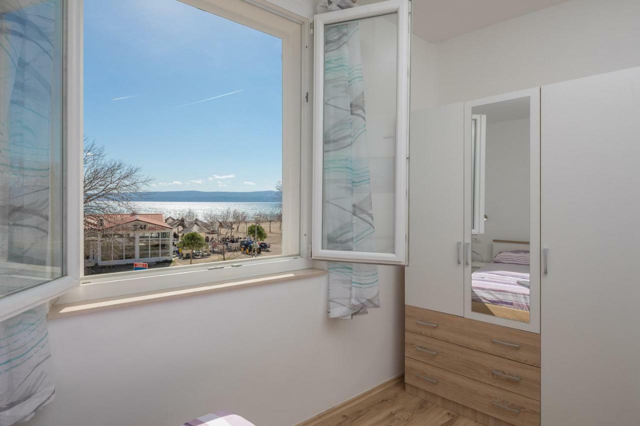 Sandy Beach Apartment أوميس المظهر الخارجي الصورة